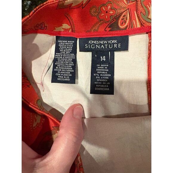 Jones New York Women's Floral A-Line Knee Length Skirt Red Size 14 - Picture 12 of 12